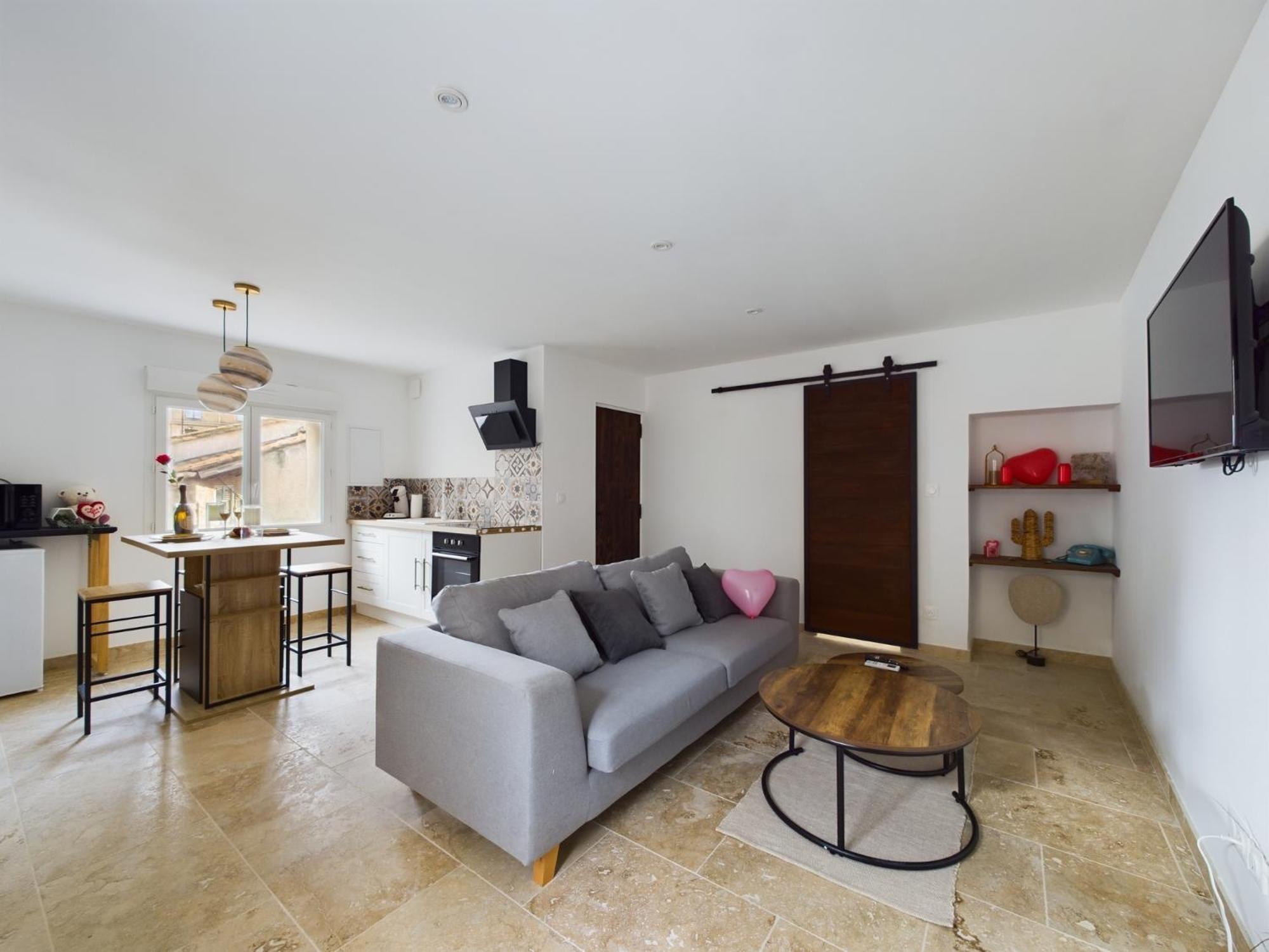Pic Love, 2 Personnes Jacuzzi Apartment