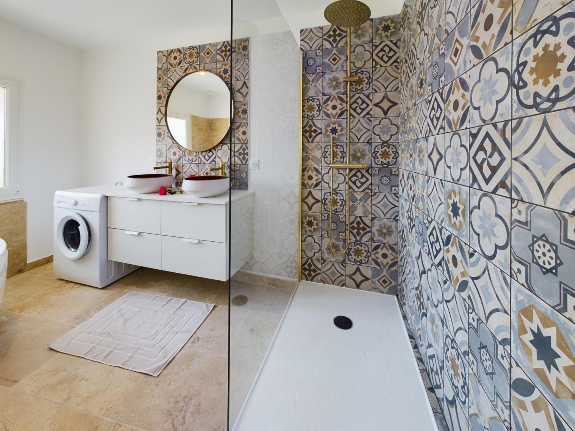 Pic Love, 2 Personnes Jacuzzi Apartment *